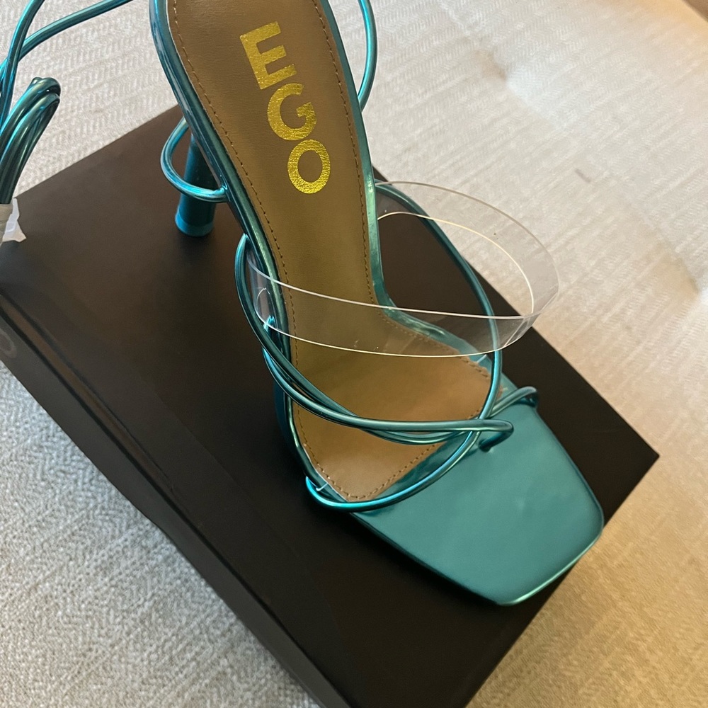 Green heels and orange heels bundle